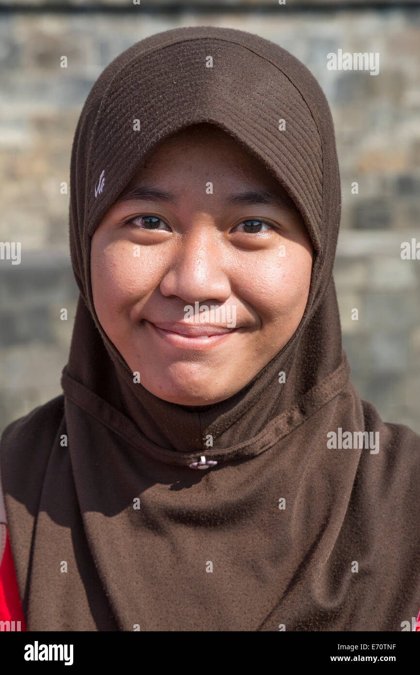 Borobudur java indonesia young indonesian student visiting the temple E70TNF