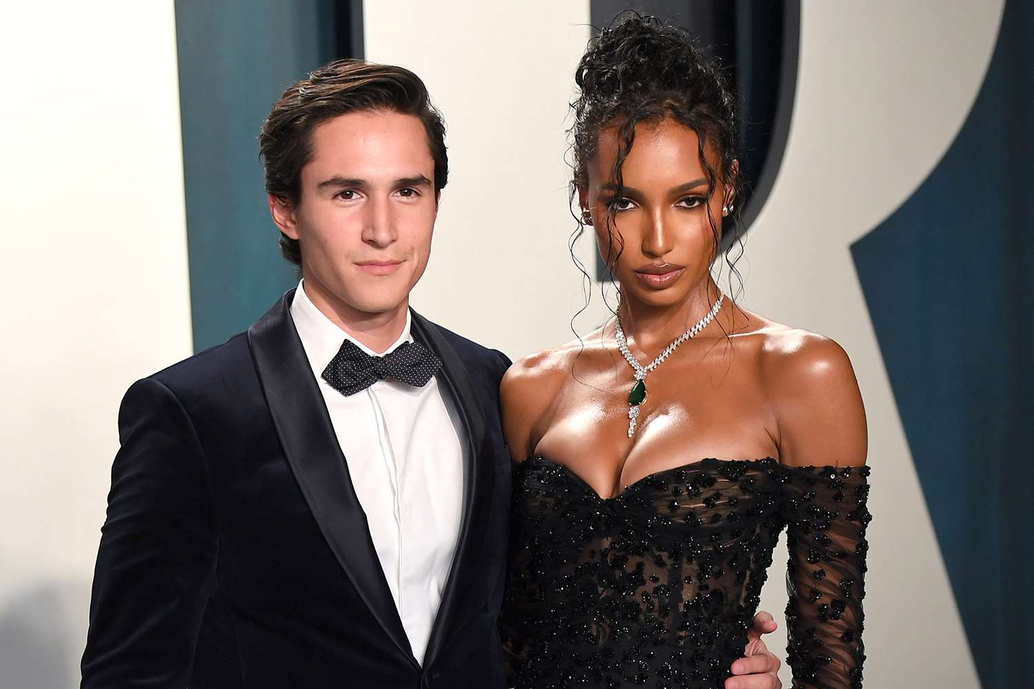Jasmine Tookes juan david borrero 13c85b64394d4b06845fb3d054f3f034