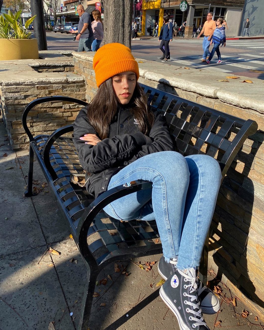 Jenna ortega 1579034356
