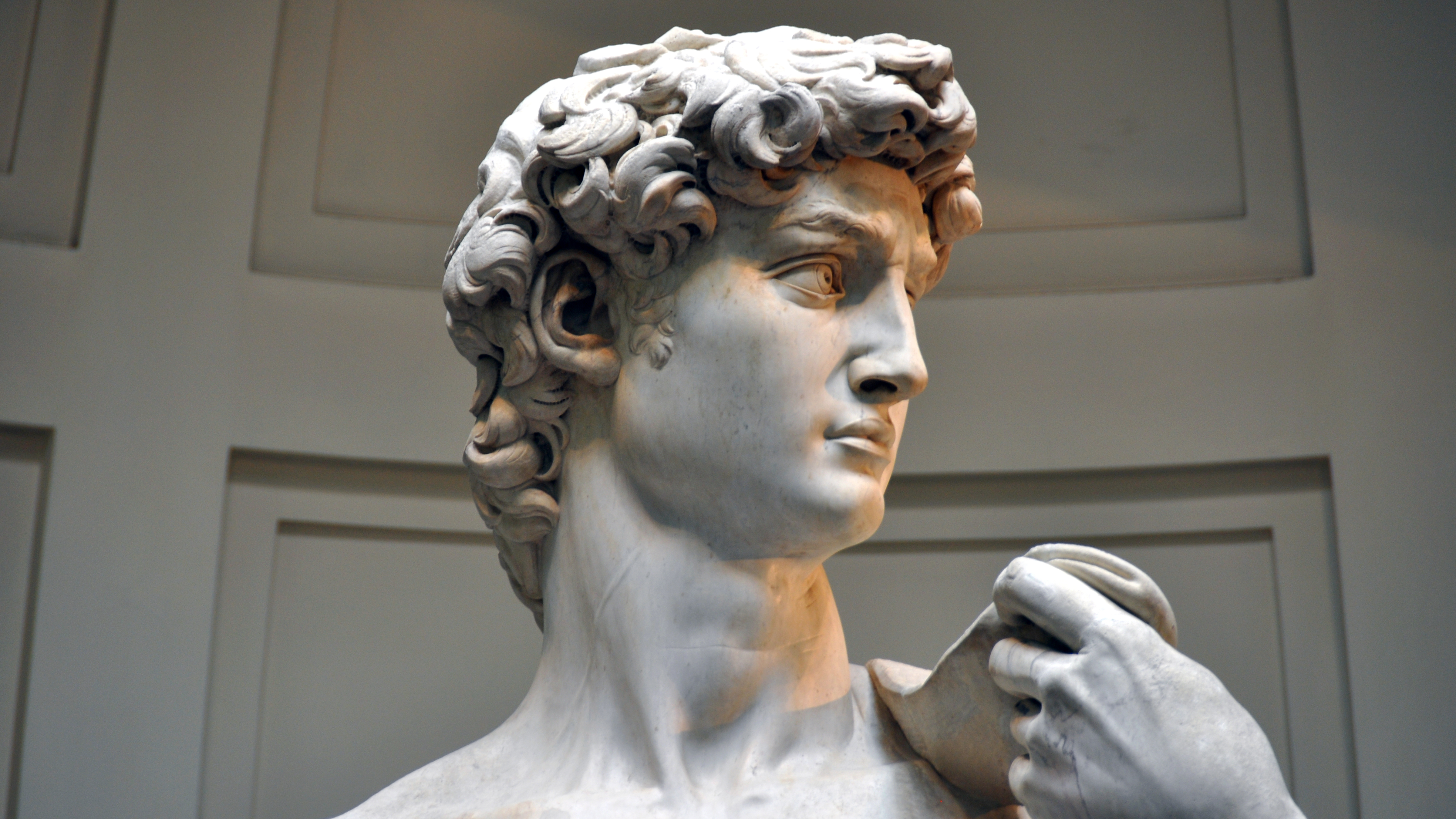 Article italy florence accademia david closeup
