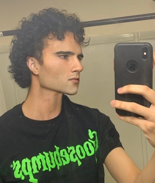 FaceApp 1692783383238