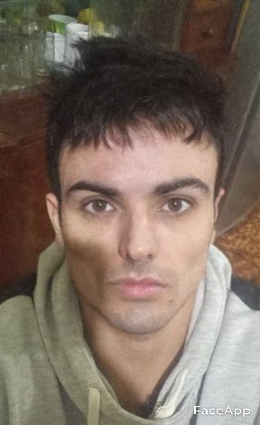 FaceApp 1692809457136