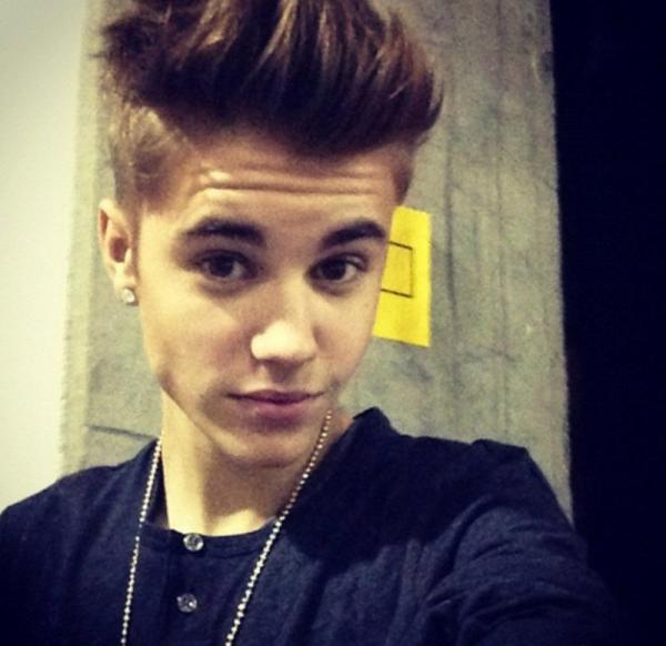Medium le selfie de justin bieber 12565638