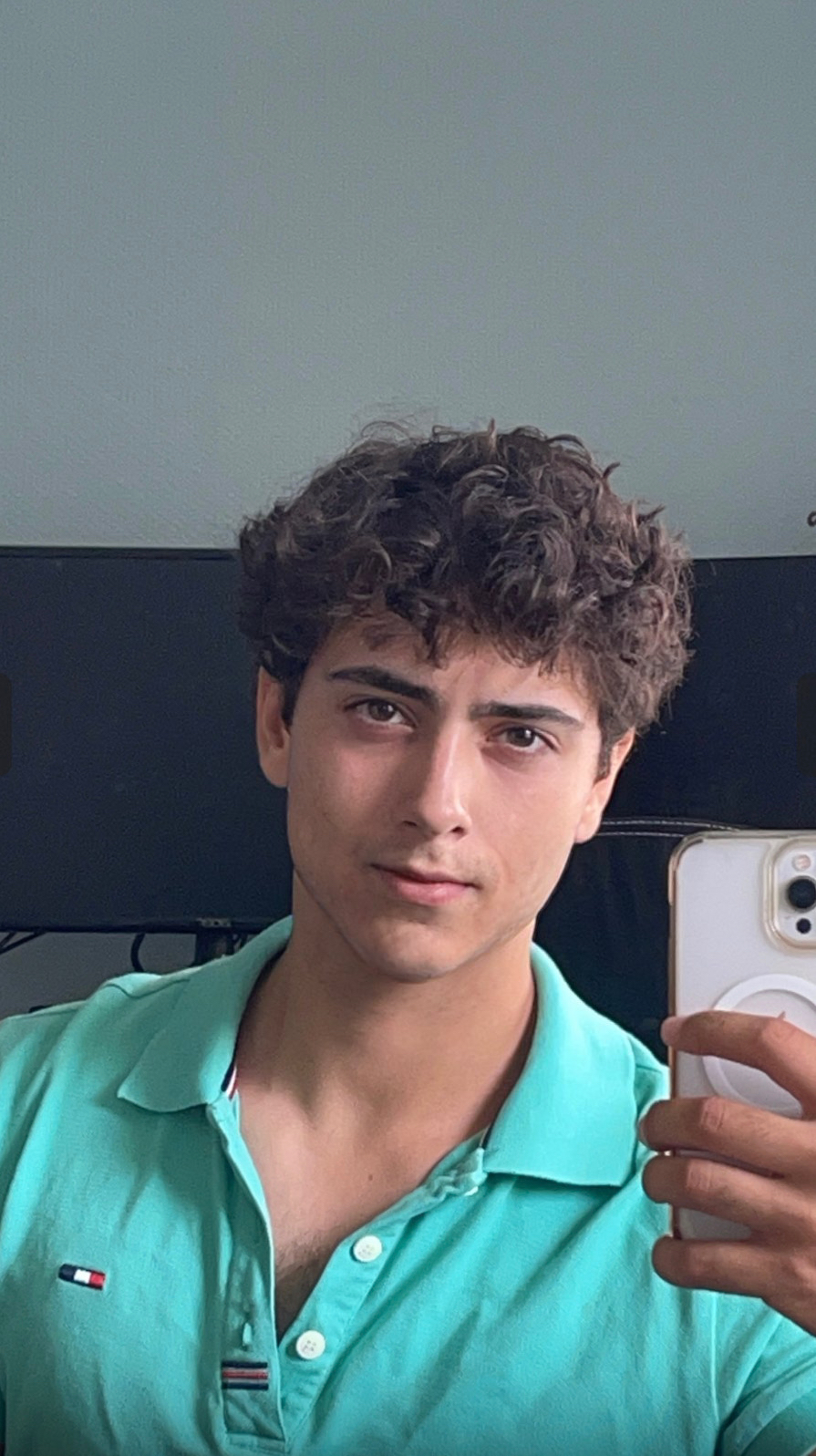 92C91D7F B97A 40F3 8C2F C1BAA0822AFE