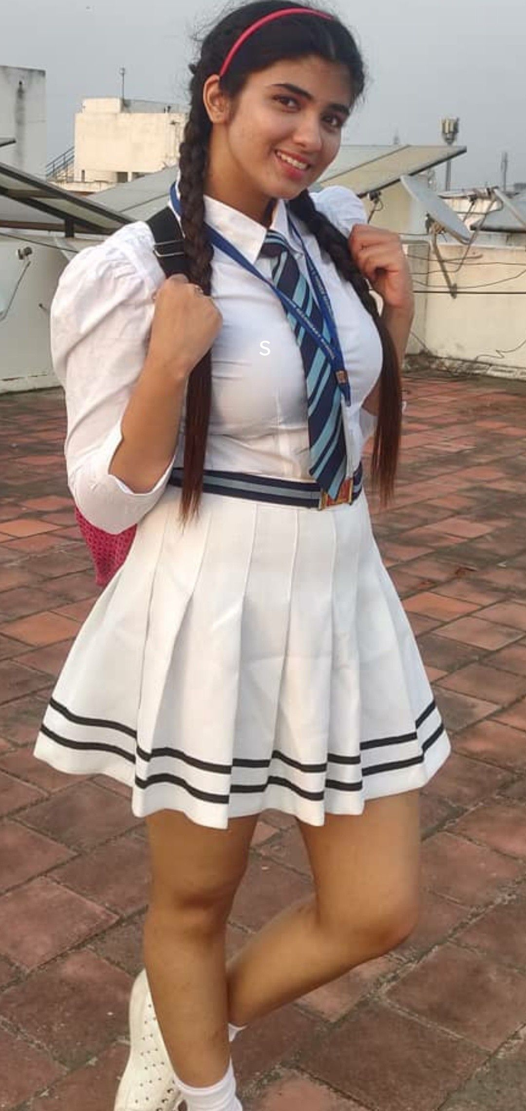 1693503107894