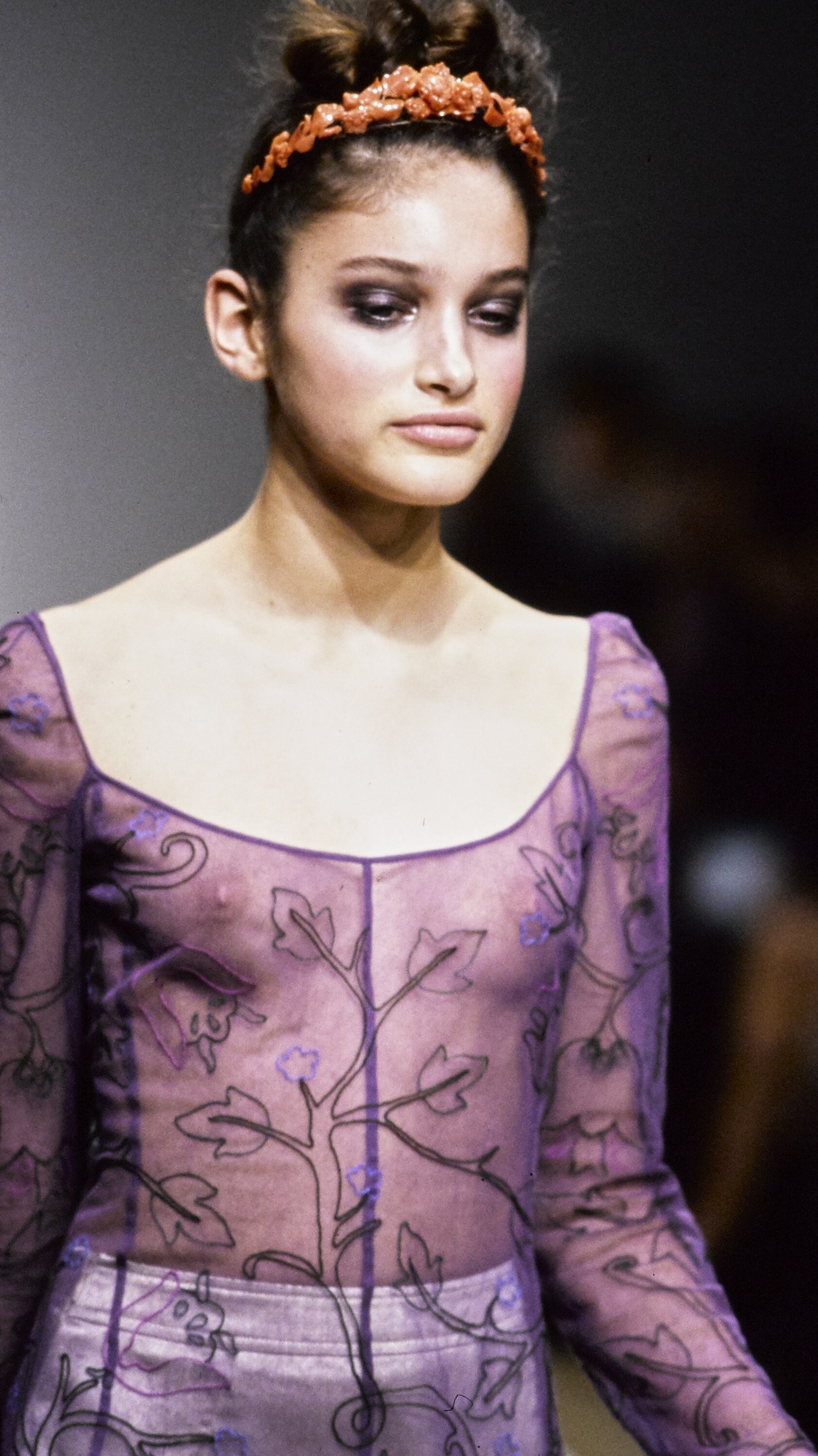 PRADA SPRING 1997 RTW DETAIL 74 CN10033699ccc74c213834e3fc6226f1bb611dbdd2