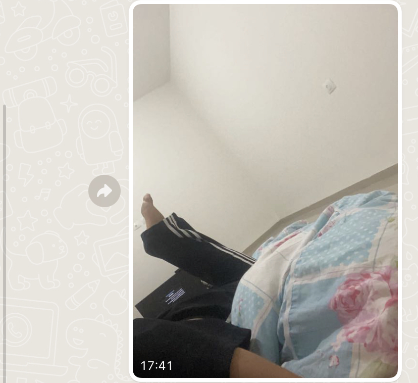 D94169E9 E8CA 4A09 B427 7975F0216ABA