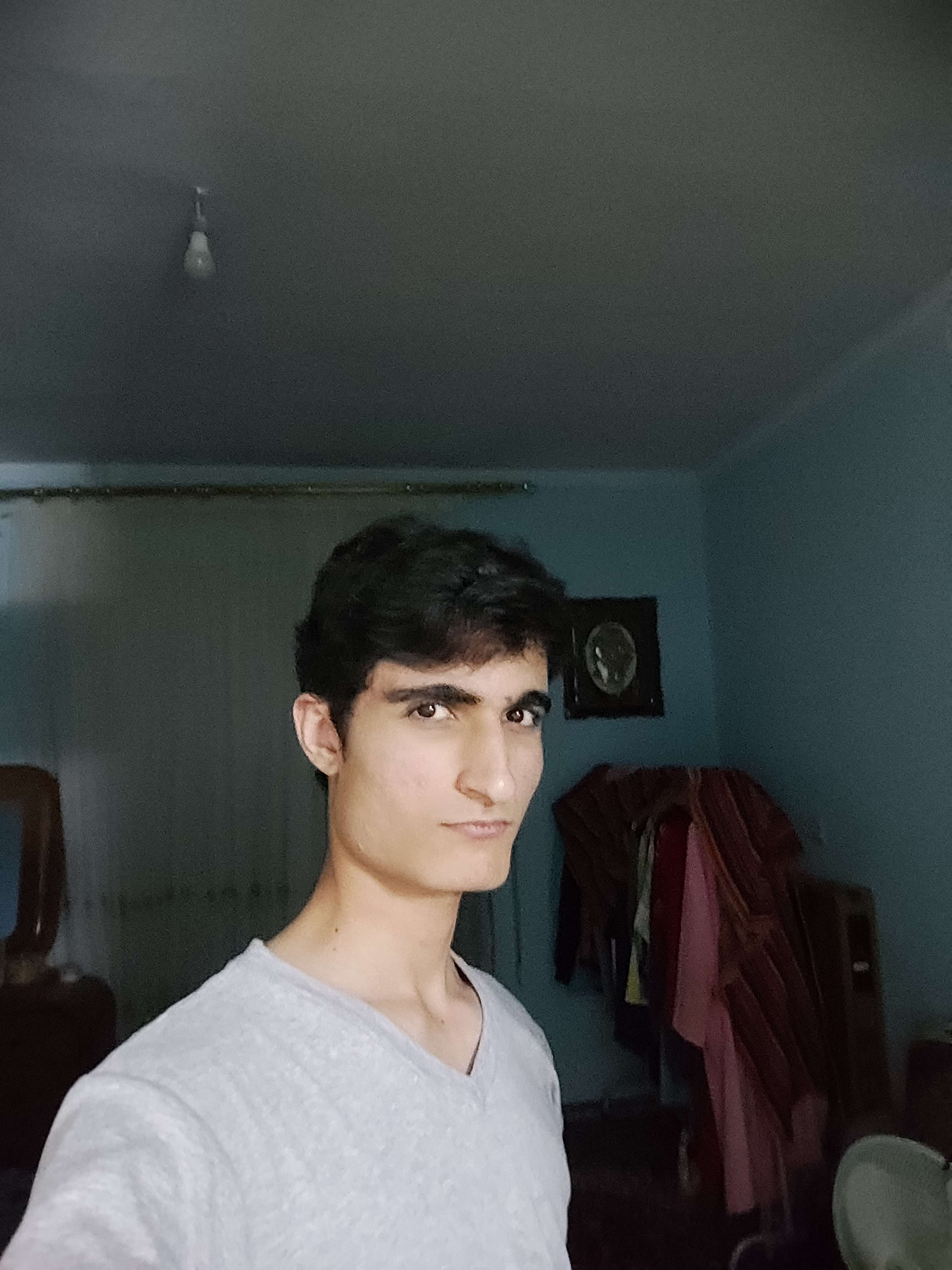 Face 2