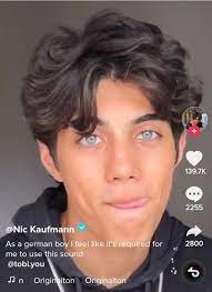 1694278477696