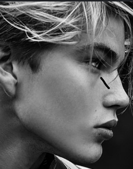 526935F6 C9DE 4D56 9899 2539B25821A7