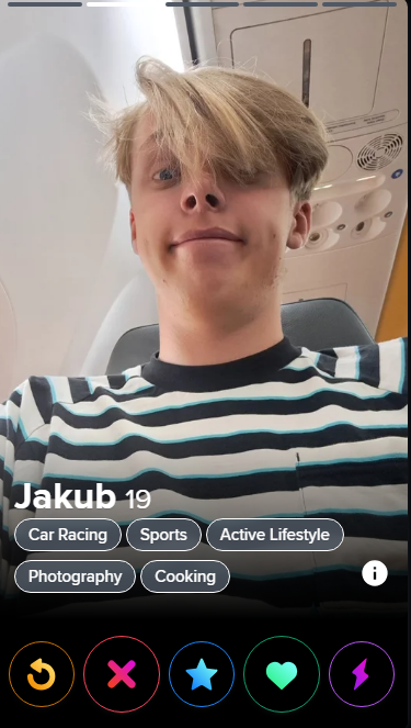 1694713987649