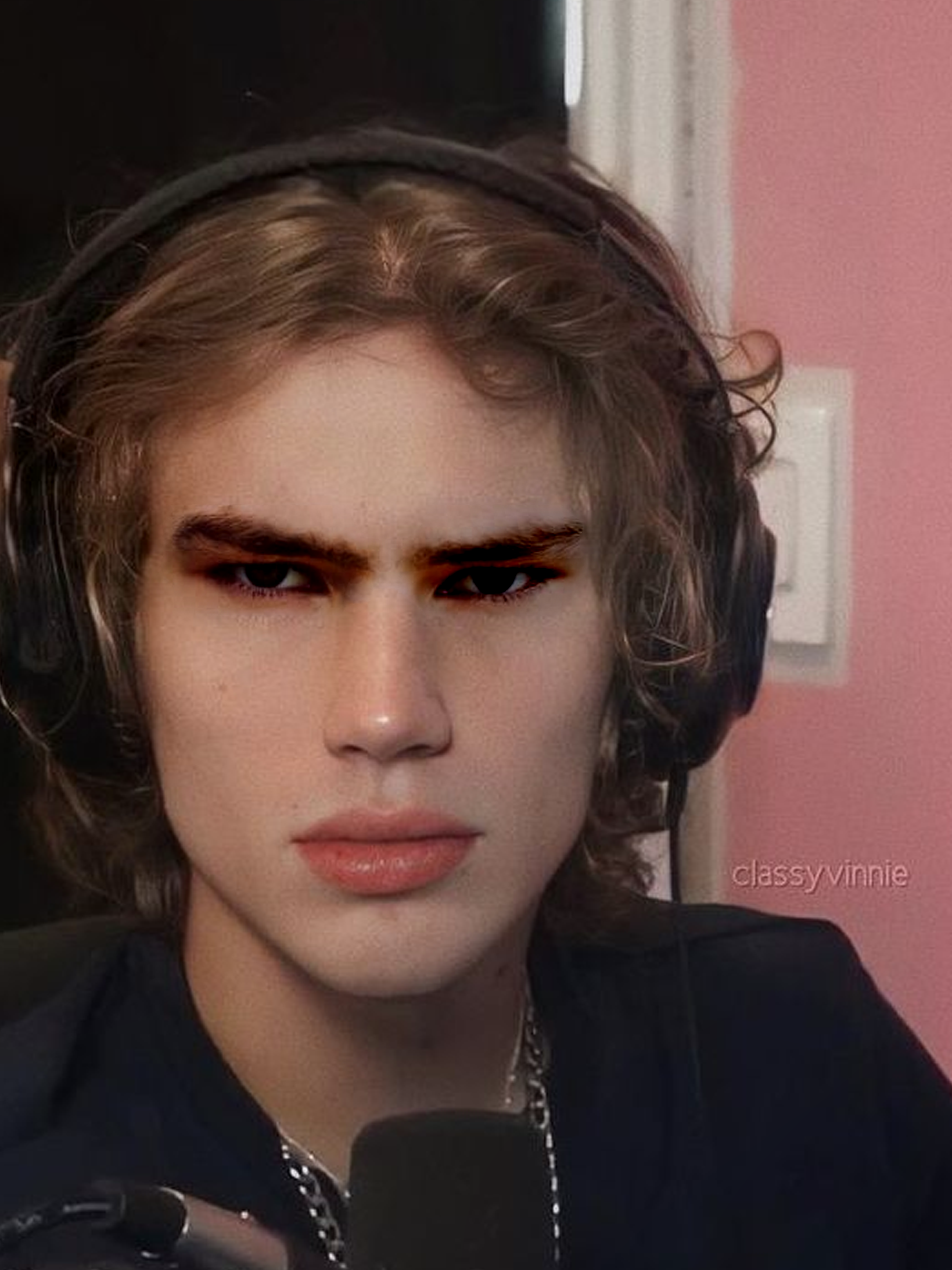 V