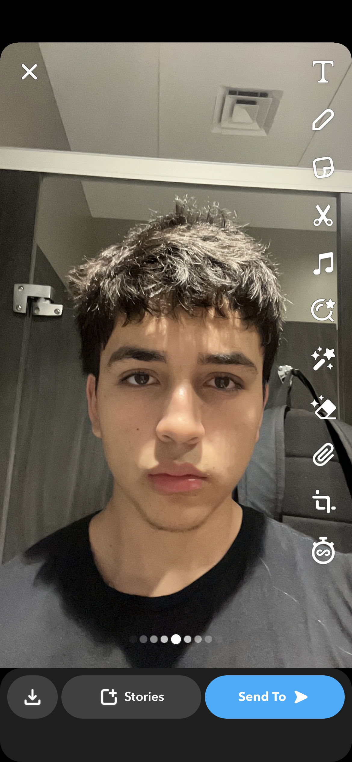 B2C010E1 0EAC 4528 884E 3D425585A7DE