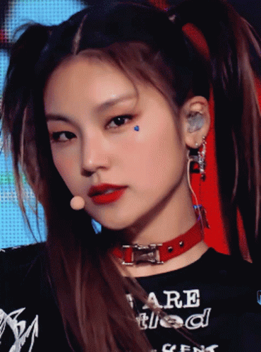 Yeji itzy 1