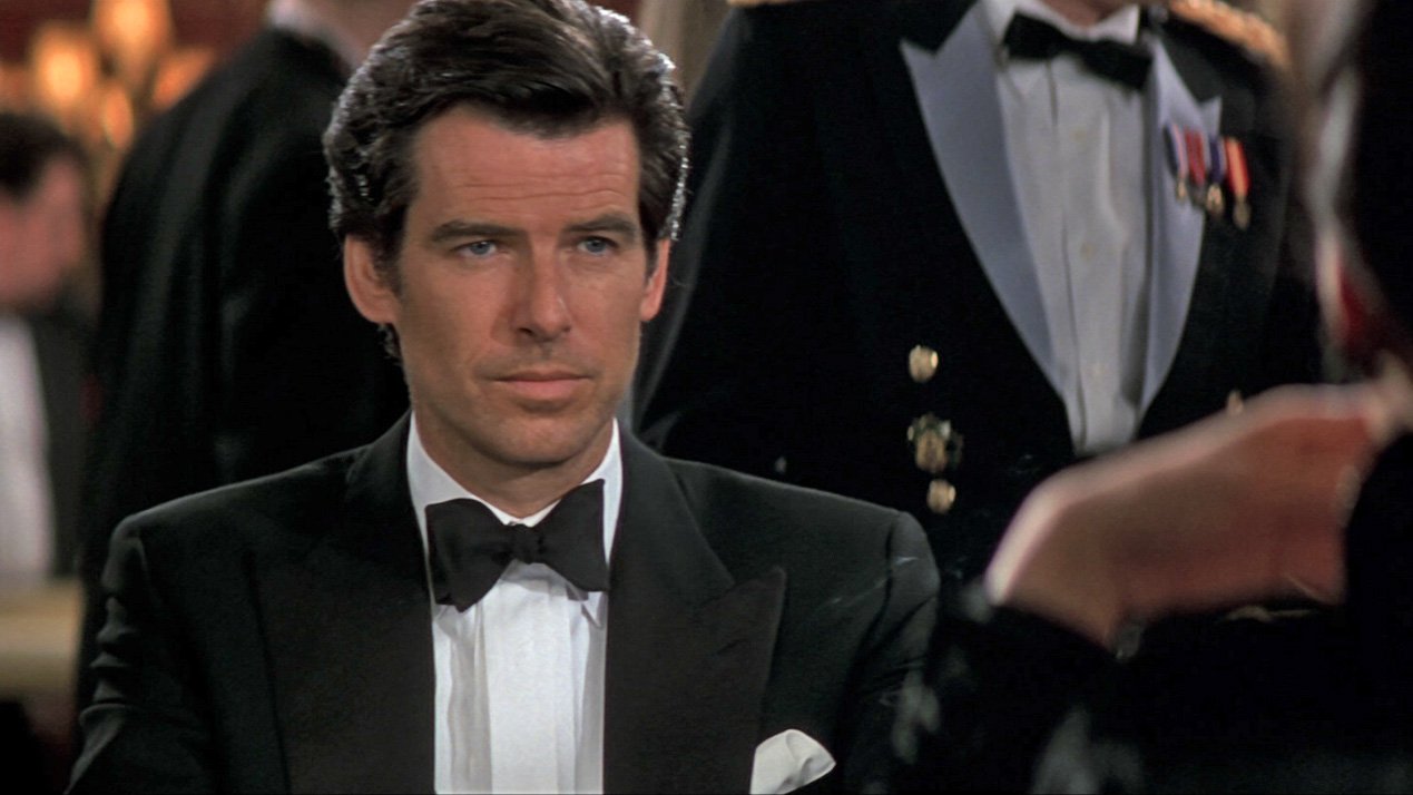 GoldenEye Dinner Suit 3