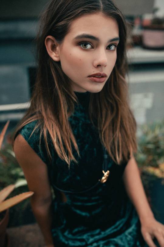 Laneya grace 6p54p9o12n 540x810