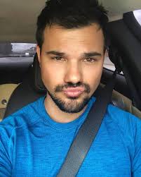 DE8B5D2B 1B0A 48F9 B23B BC1EFE306DC4