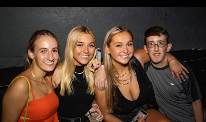 1698083130961