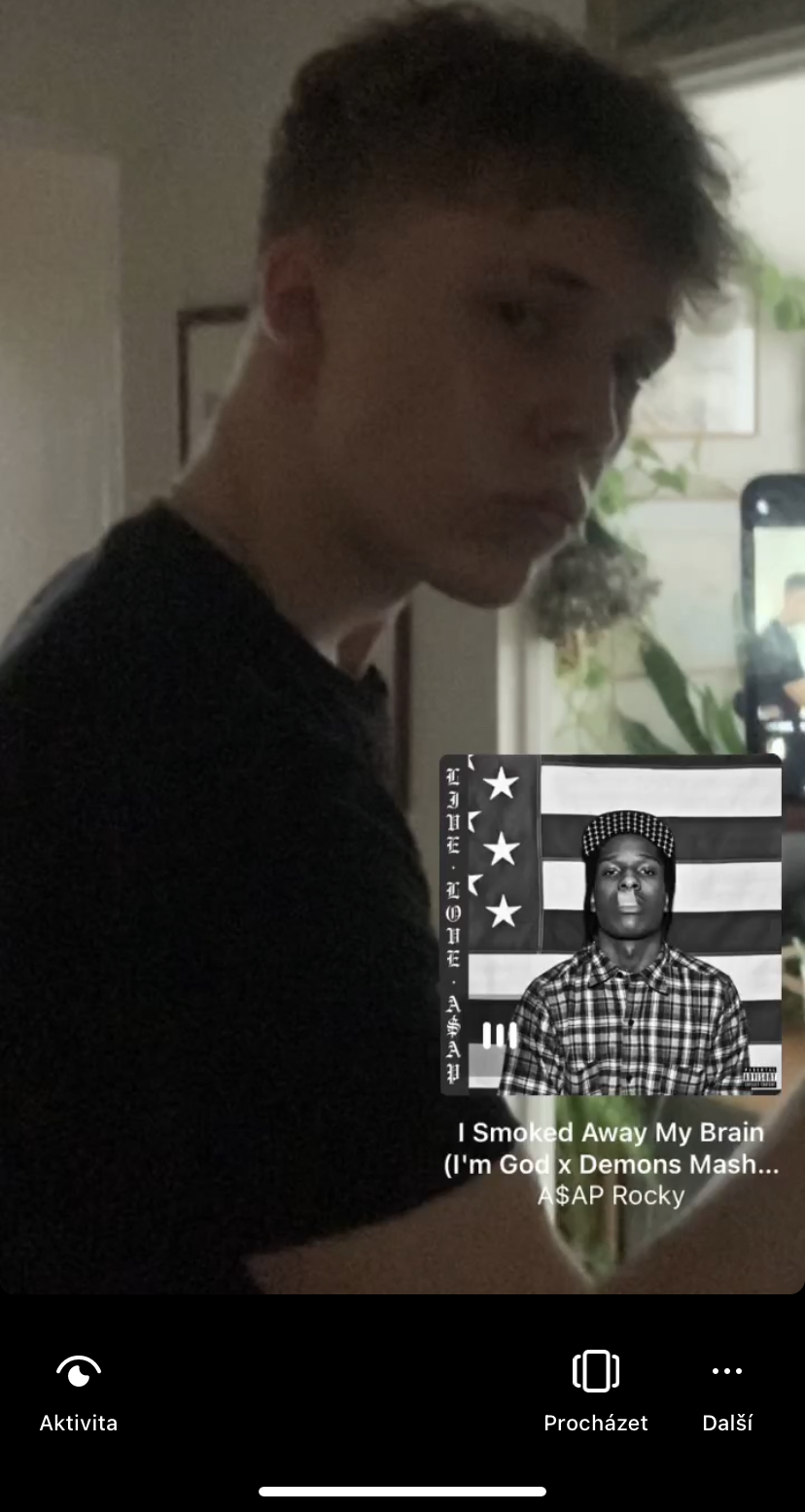 F7126114 852D 44ED 9B93 DF686C4D60E3