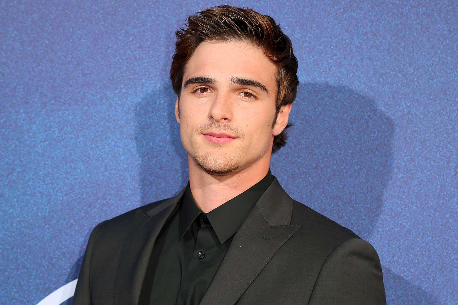 Jacob elordi 3fef51f1598941eda6ad500eeb5f872b
