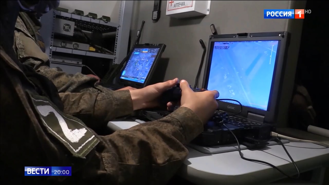 Russian Orlan drone pilots
