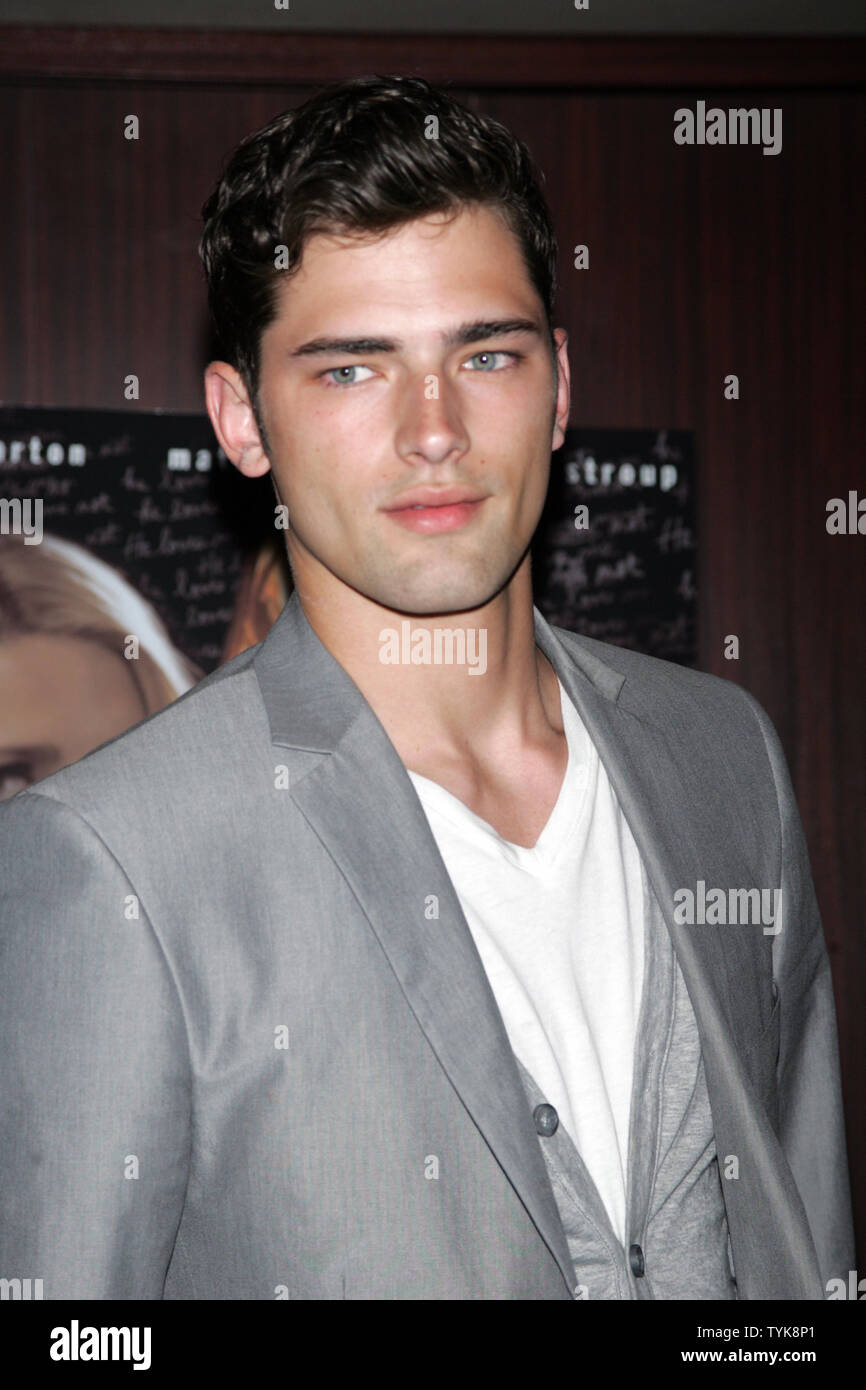 Sean opry arrives for the premiere of homecoming at the mgm screening room in new york on july