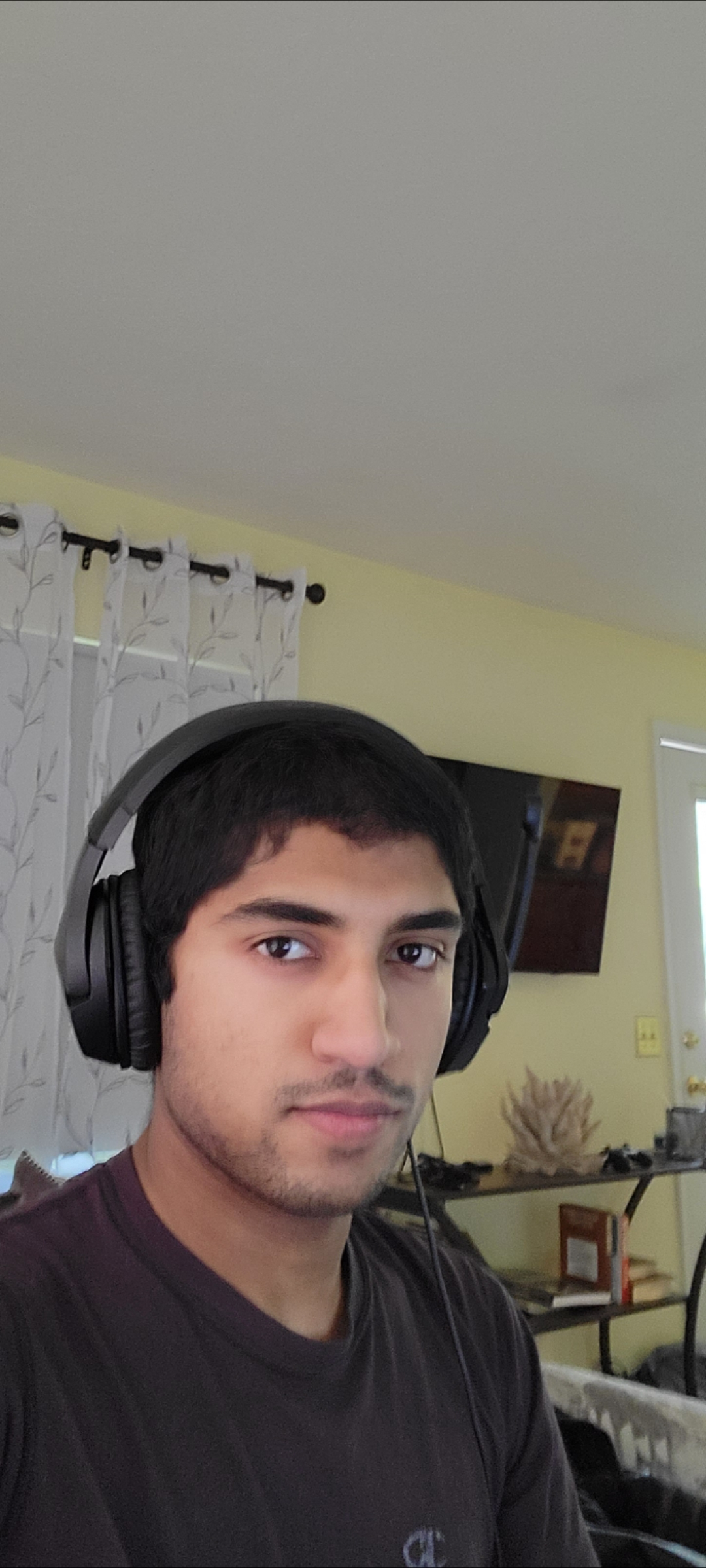 1699393959189