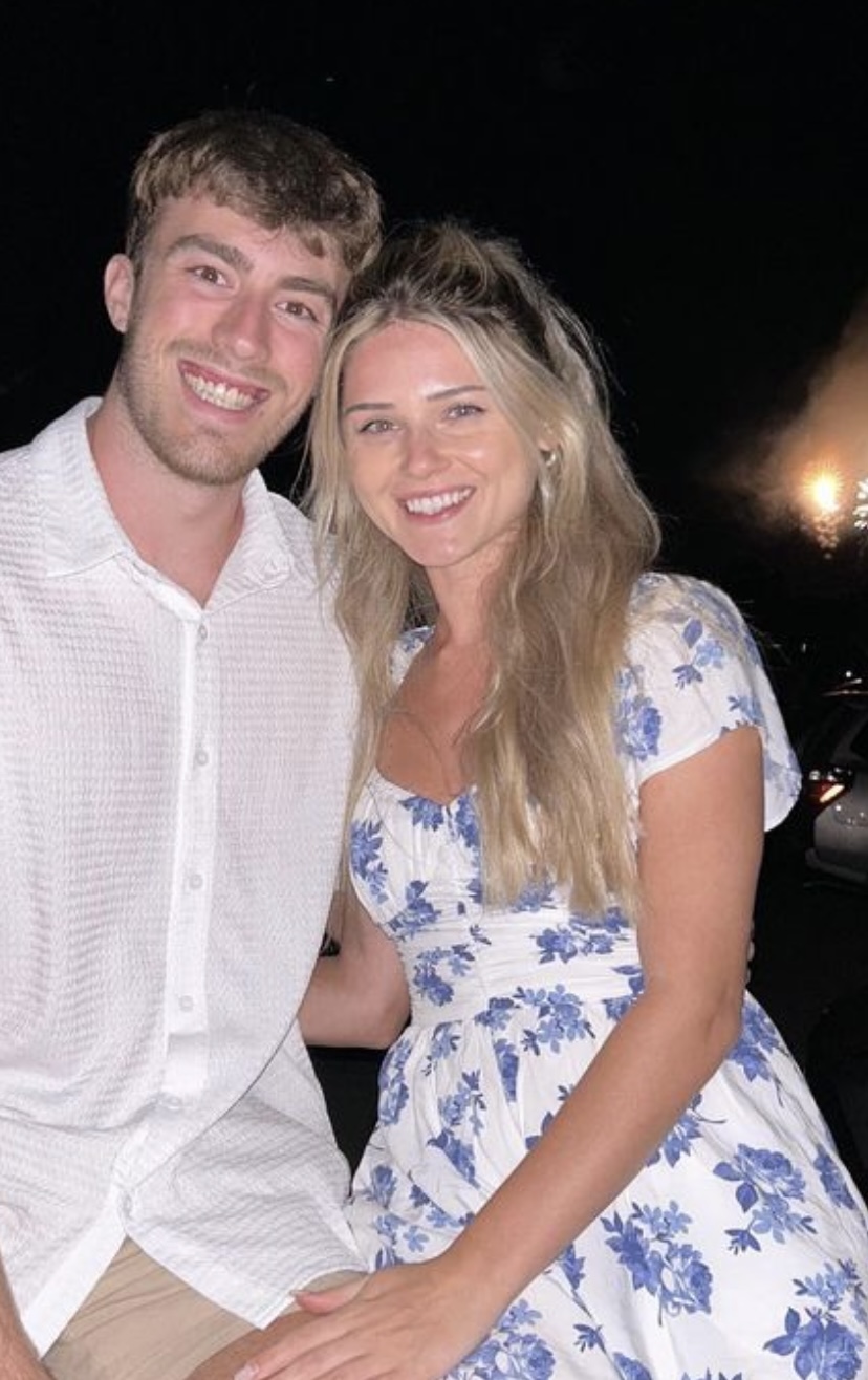 21BF45E6 2C93 41A8 A452 3F9971F39F52