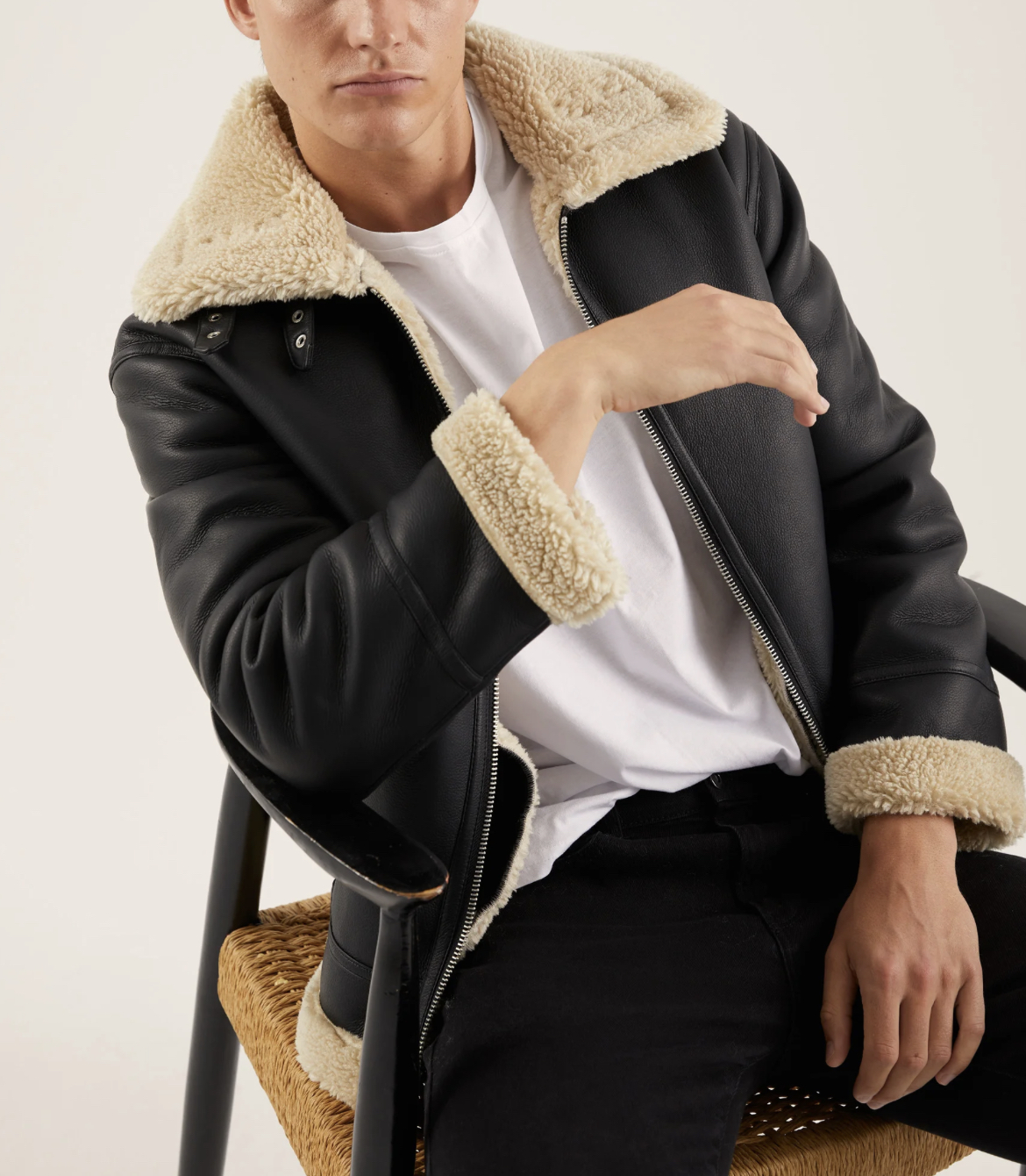 46248250 6447 4078 BF5F B466E52906C3