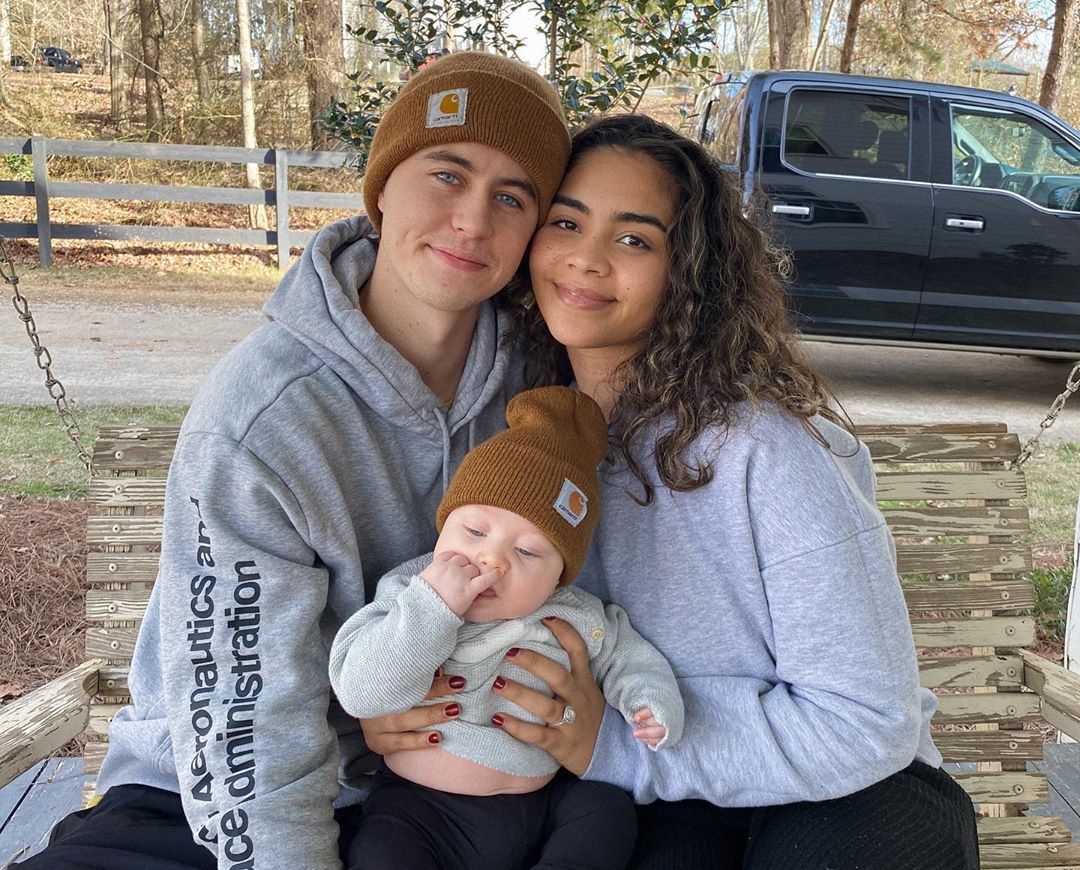 7BC3F180 60B4 43A5 B2F9 2AD3C1BEC059