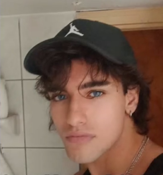 1EFD00E5 DF6A 4735 BD93 9E53076CAA04