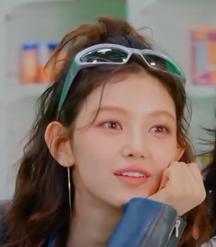 1701100852589