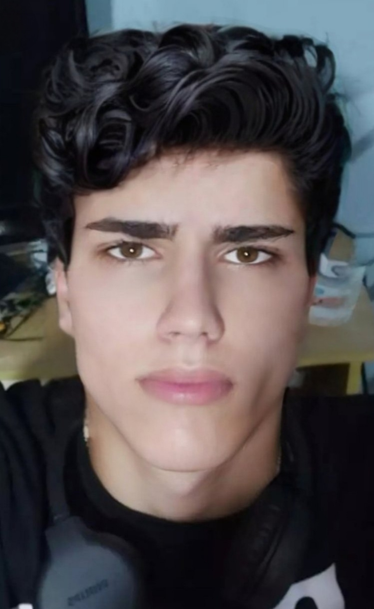Screenshot 20231129 165931 Facetune