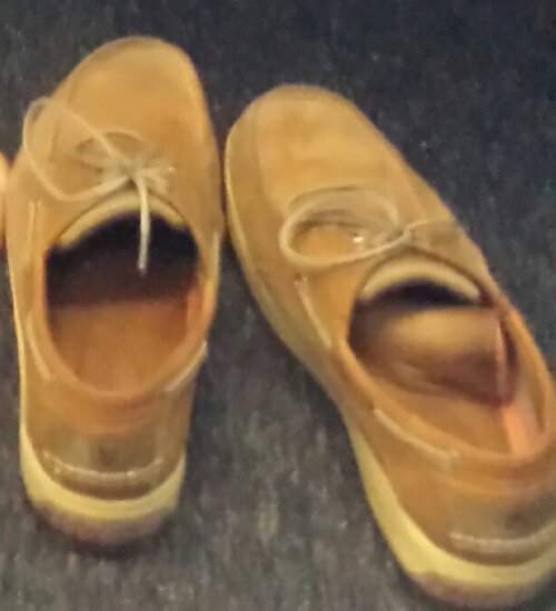 Yyshoes laughing