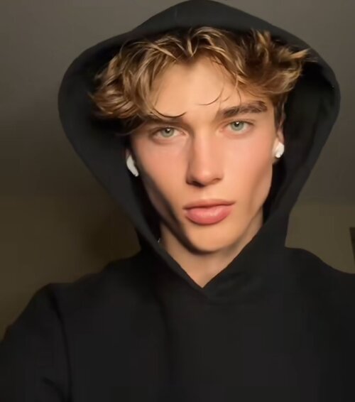 SmartSelect_20231121_144740_TikTok.jpg