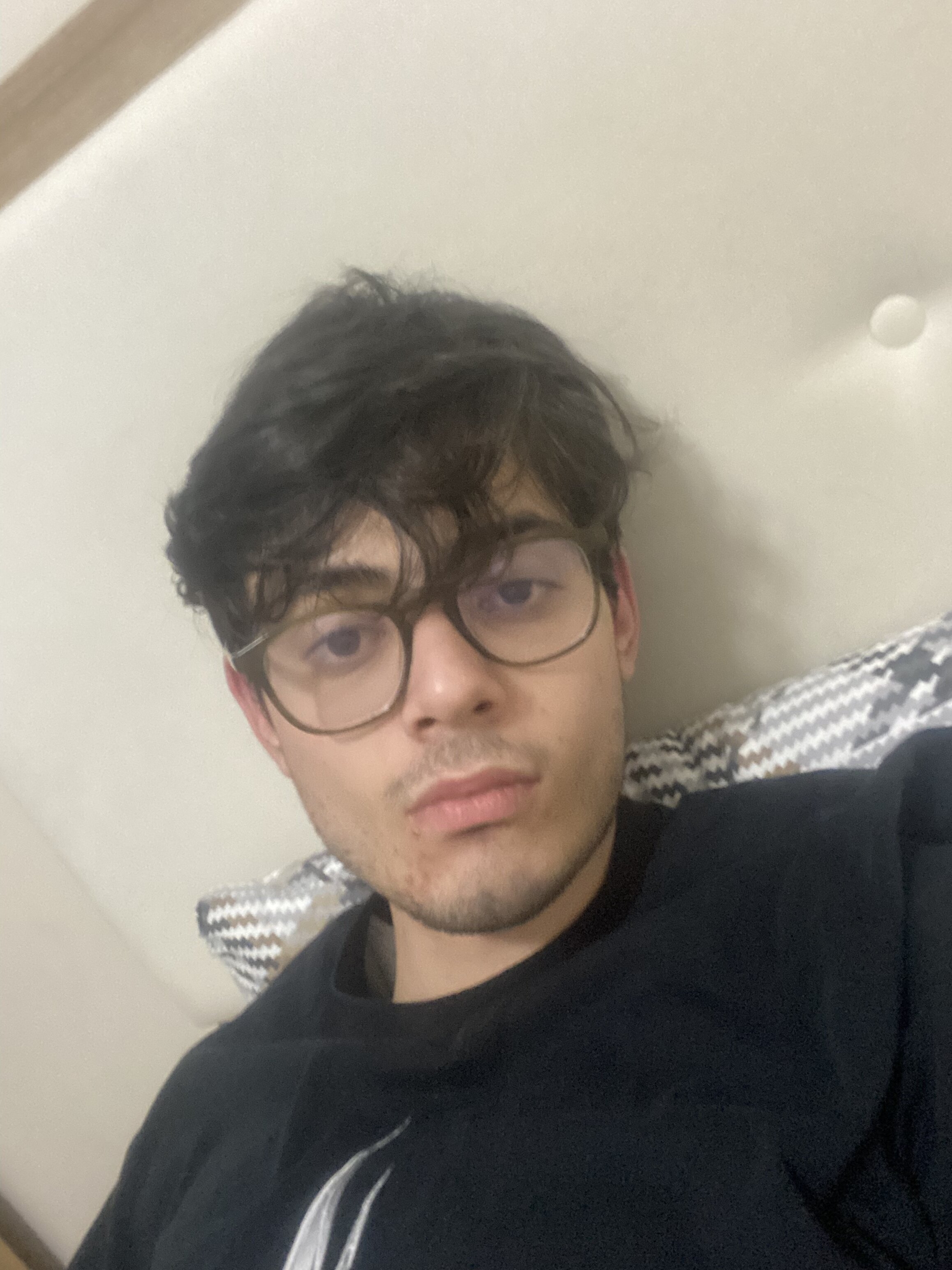 0D7EE84A FB35 481B A560 60BFFF93B948