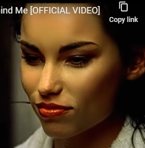 1701653631424