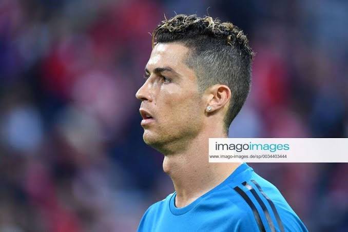 4865F5F5 8CD4 467B 9B19 6E93AAF6F7B1