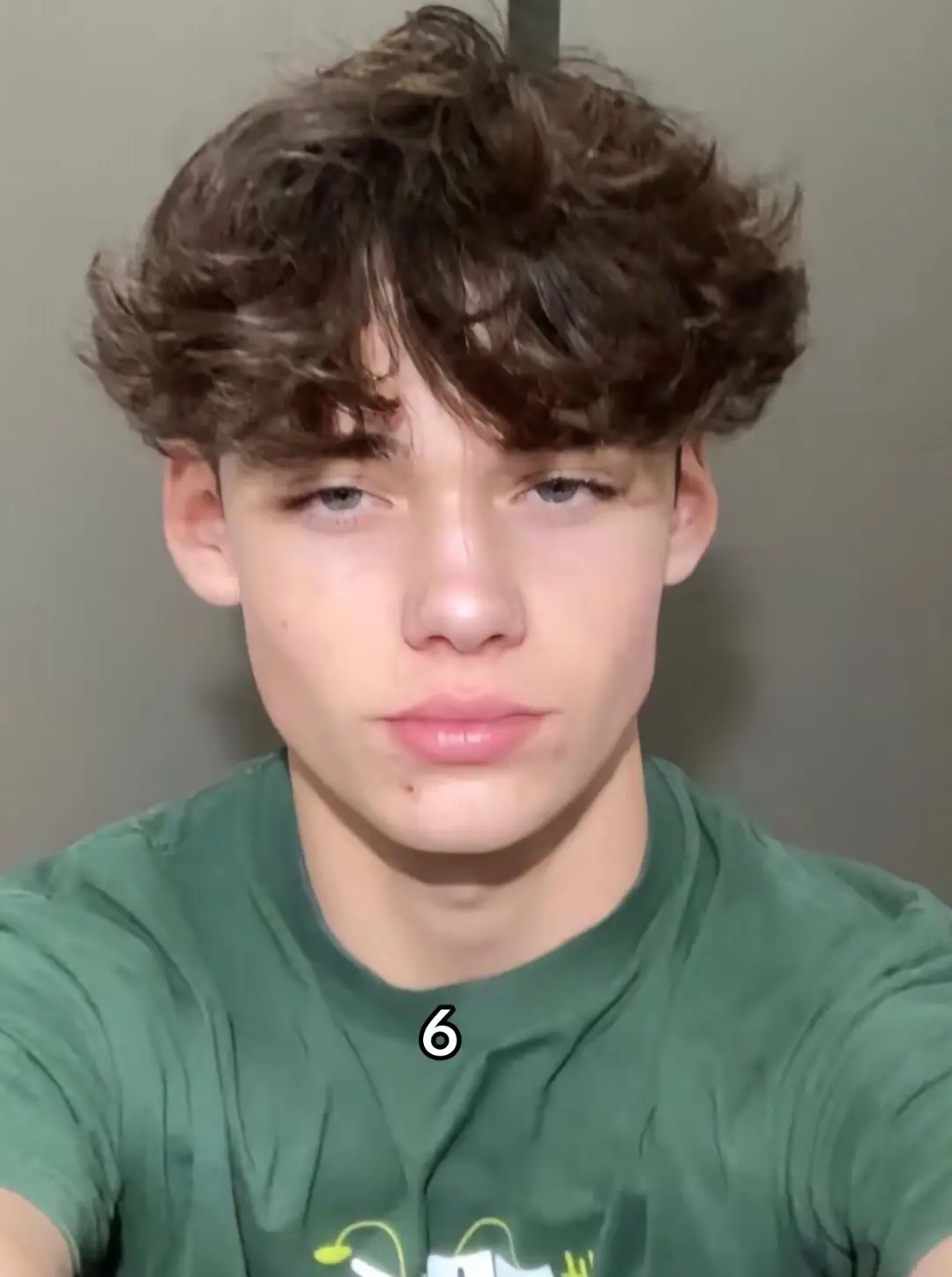 Screenshot 2023 12 09 12 48 59 885 commiuigallery edit