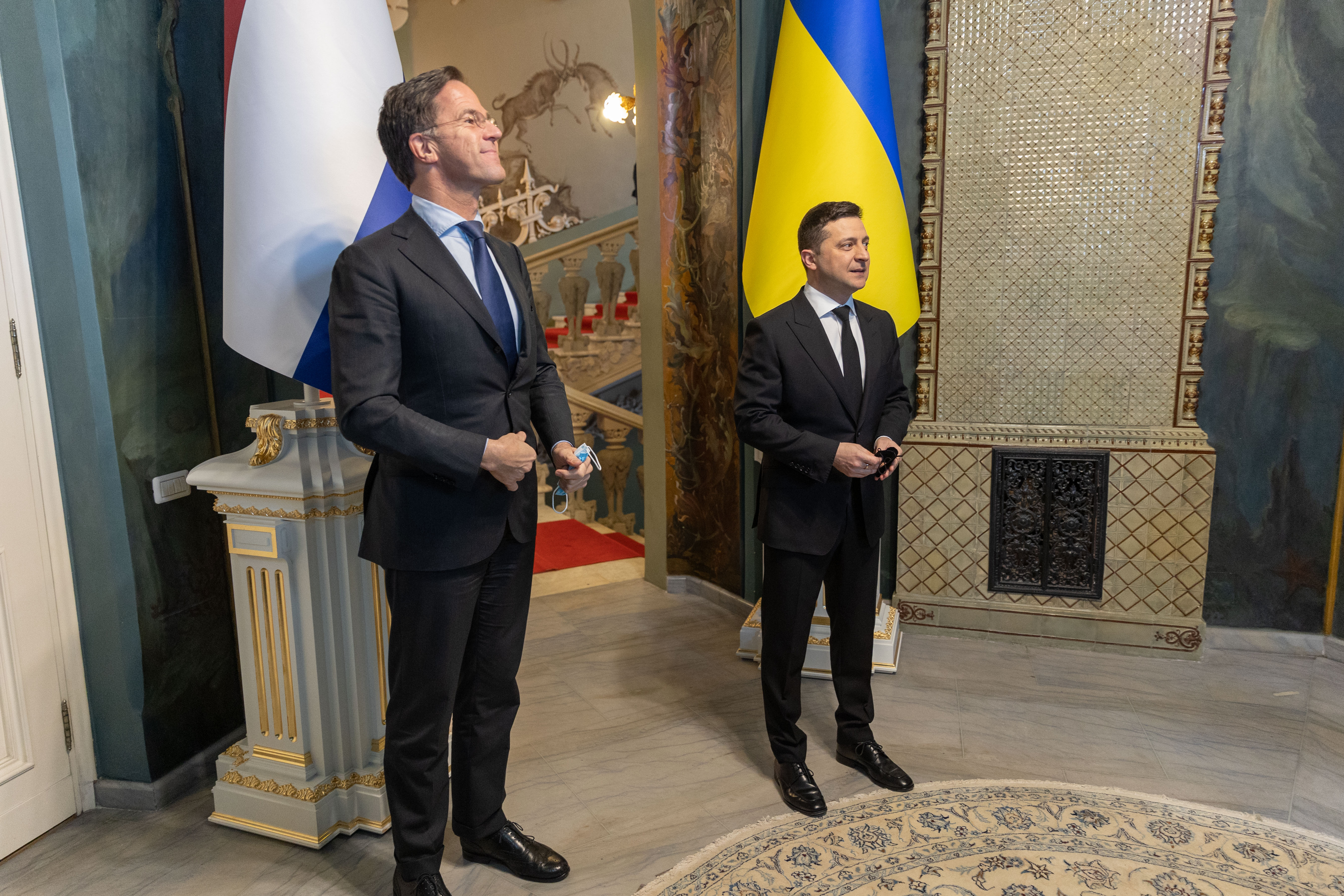 Volodymyr Zelensky met with Dutch PM Mark Rutte in occasion of possible Russian invasion 13