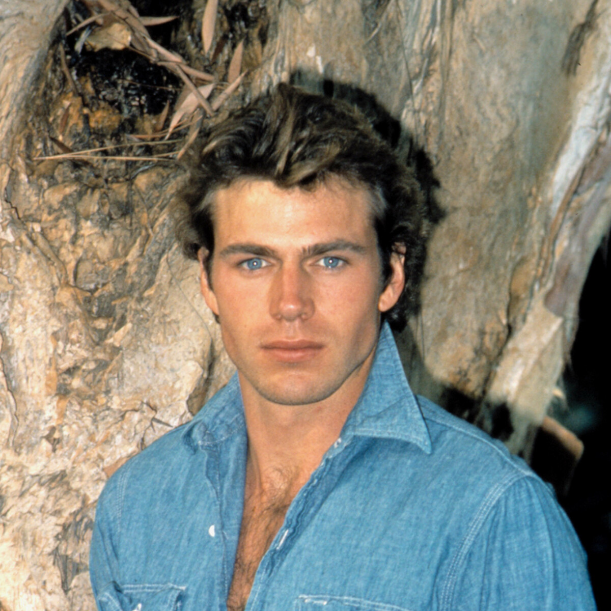 AAA25F19 A085 48AD 96B7 F99D308A062A