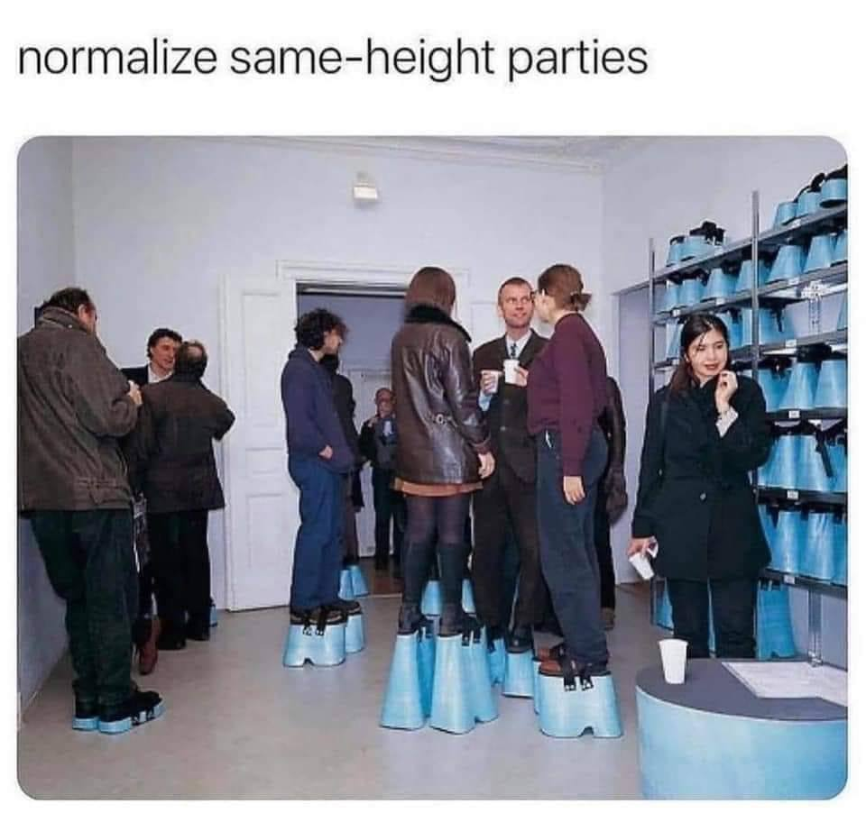 1702560499752
