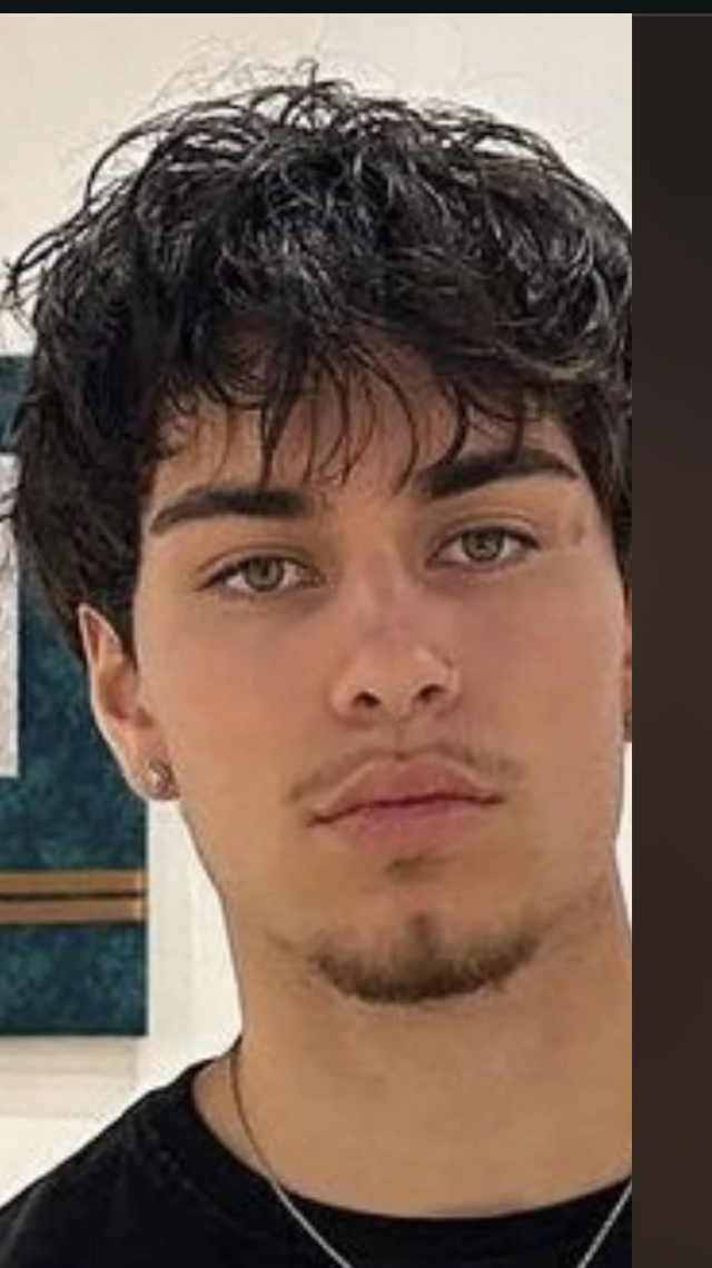 8F1C84EC 3F23 43AB B345 FC1F8F2DB2F9