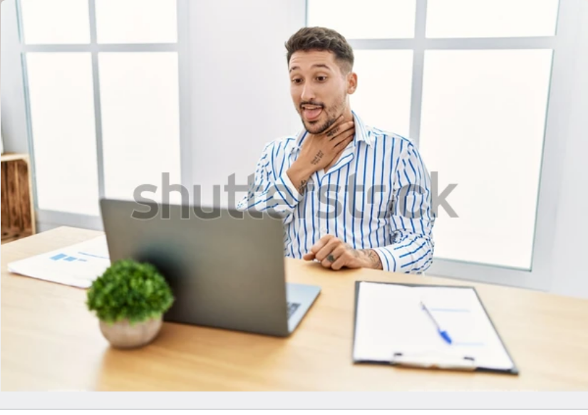 Screenshot 2023 12 15 at 18 38 32 Young Handsome Man Beard Working Office foto stock 219160018