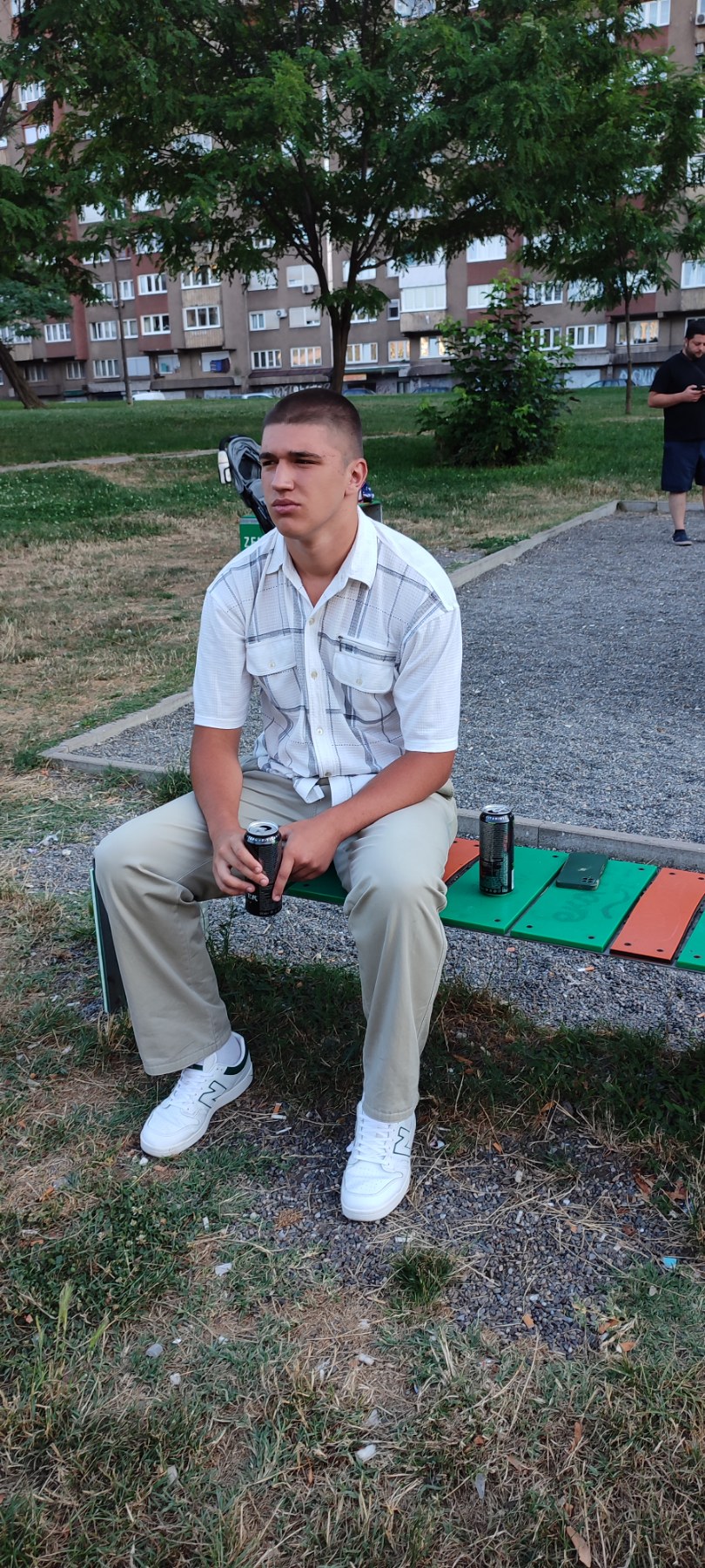 IMG 52992697a00e0b19314df11dc61d4478 V