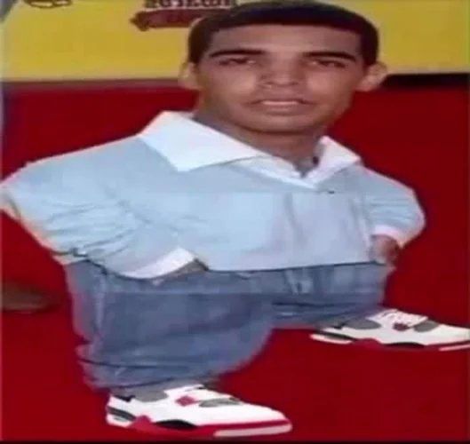 1702858095607