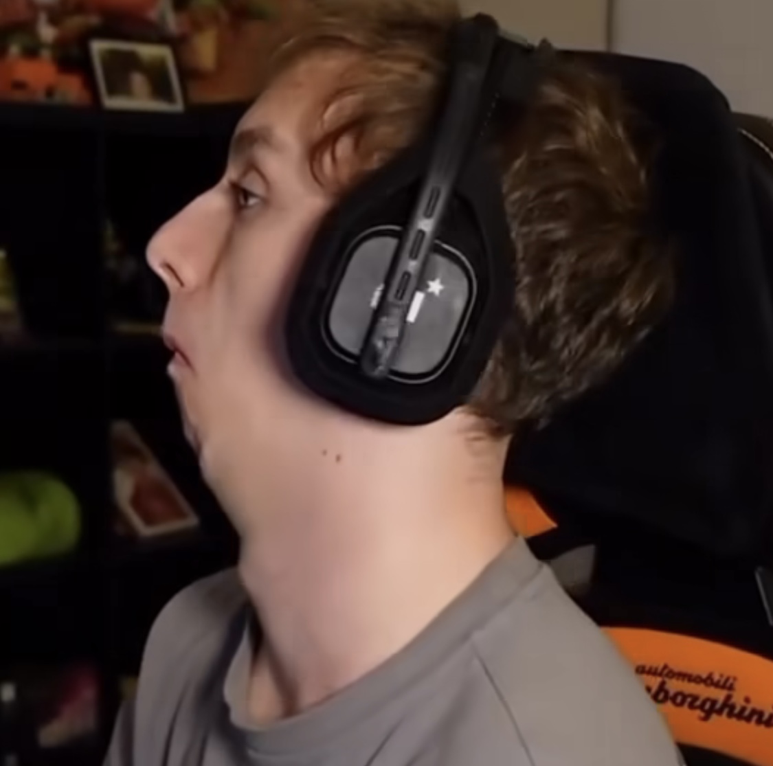 6363E924 E89E 4086 85E7 E3A3B376F90A