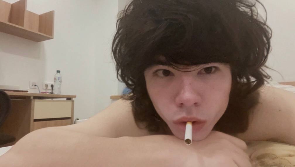 Photo 5190920714469889011 y