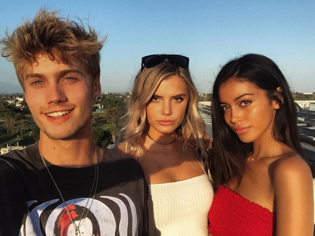 2f60e1f63bb197a581d51da243312d411