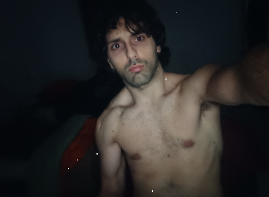 1703555589568